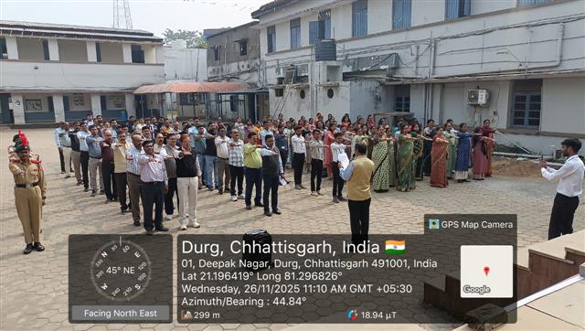 Science College Durg - संविधान दिवस पर प्रस्तावना का सामूहिक वाचन एवं शपथग्रहण समारोह सम्पन्न 