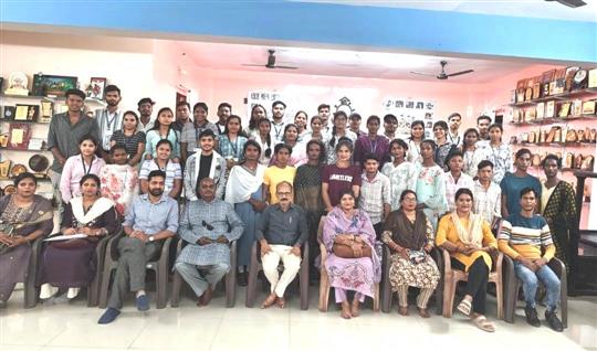 हिन्दी विभाग द्वारा हरिभूमि प्रेस-Event of Govt.V.Y.T.PG. Autonomous College, Durg