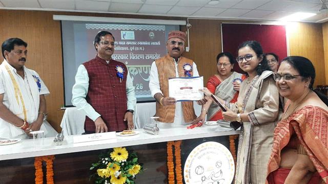 Science College Durg - साईंस कालेज दुर्ग में वार्षिक पुरस्कार वितरण समारोह ‘अलंकरण‘ आयोजित 